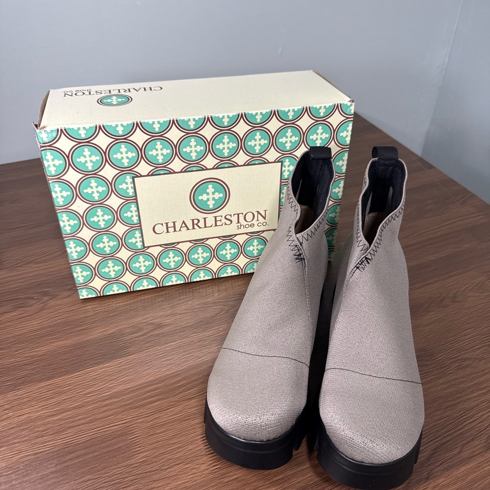 CHARLESTON SHOE CO. Taupe Ankle Slip‎ On Murphy Boots